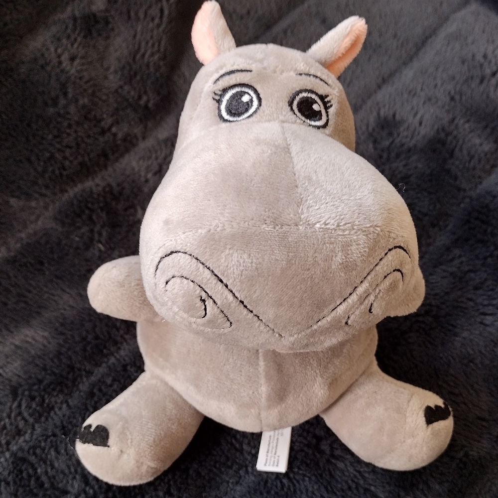 3/$20 7” Dreamworks Madagascar Gloria the Hippo Plush Toy